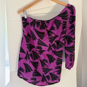 Guess Purple and Black Abstract One-Shoulder Top